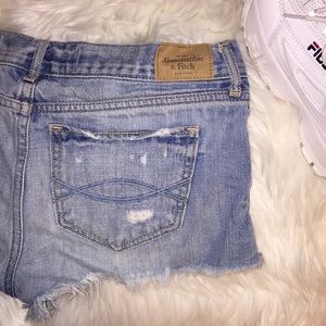 🌟Abercrombie & Fitch Jean shorts🌟